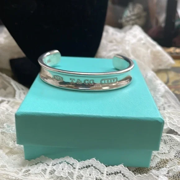 Tiffany 925 Bangle Cuff - Picture 2 of 12